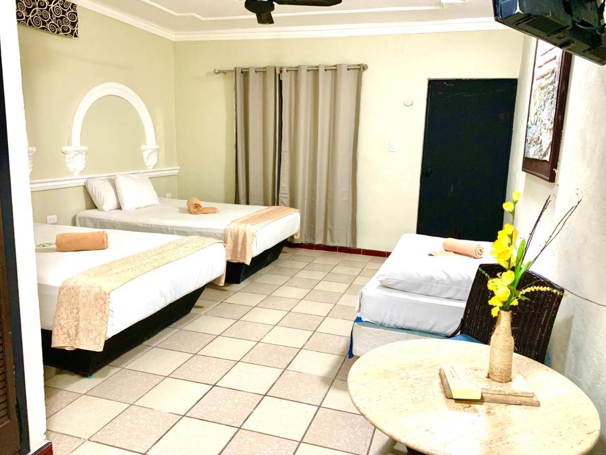 Hotel Green River อิซามาล ภายนอก รูปภาพ