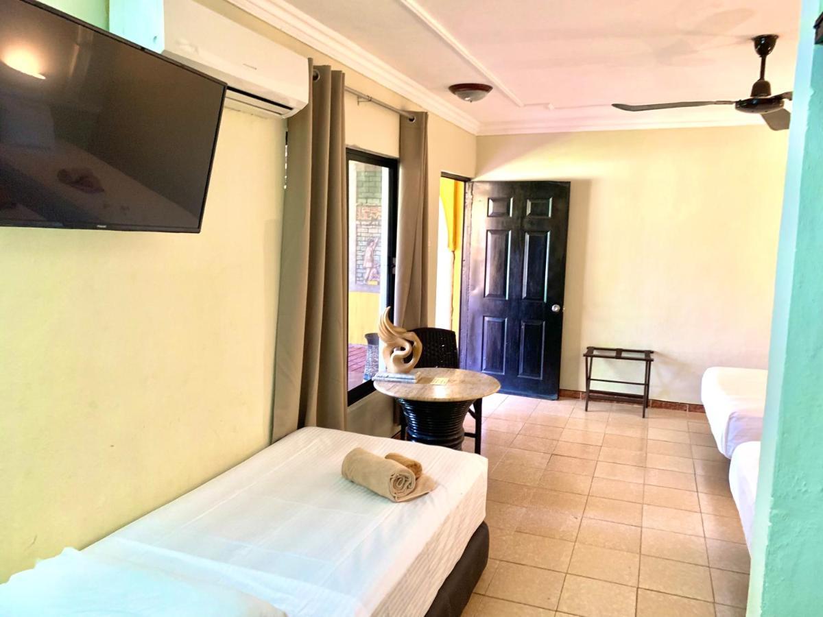 Hotel Green River อิซามาล ภายนอก รูปภาพ